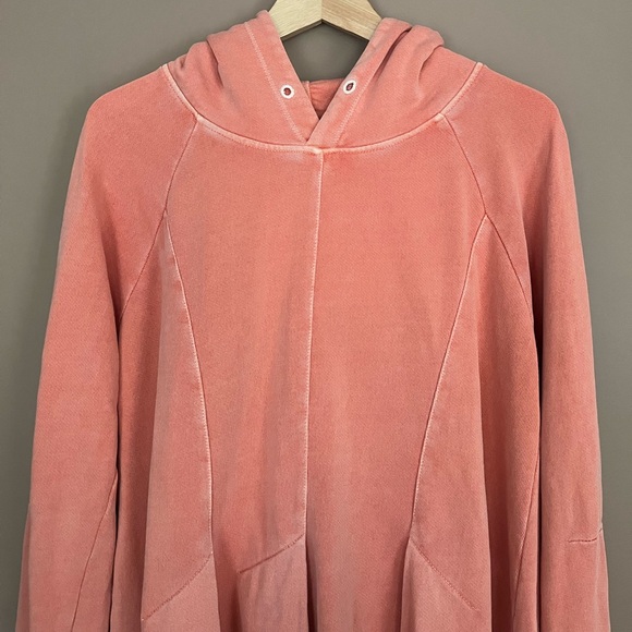 {Pilcro and the Letterpress} Flynn Hooded Sweatshirt with Pleated Hem - Medium - Picture 2 of 9